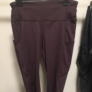 Set of two Tangerine Capri leggings